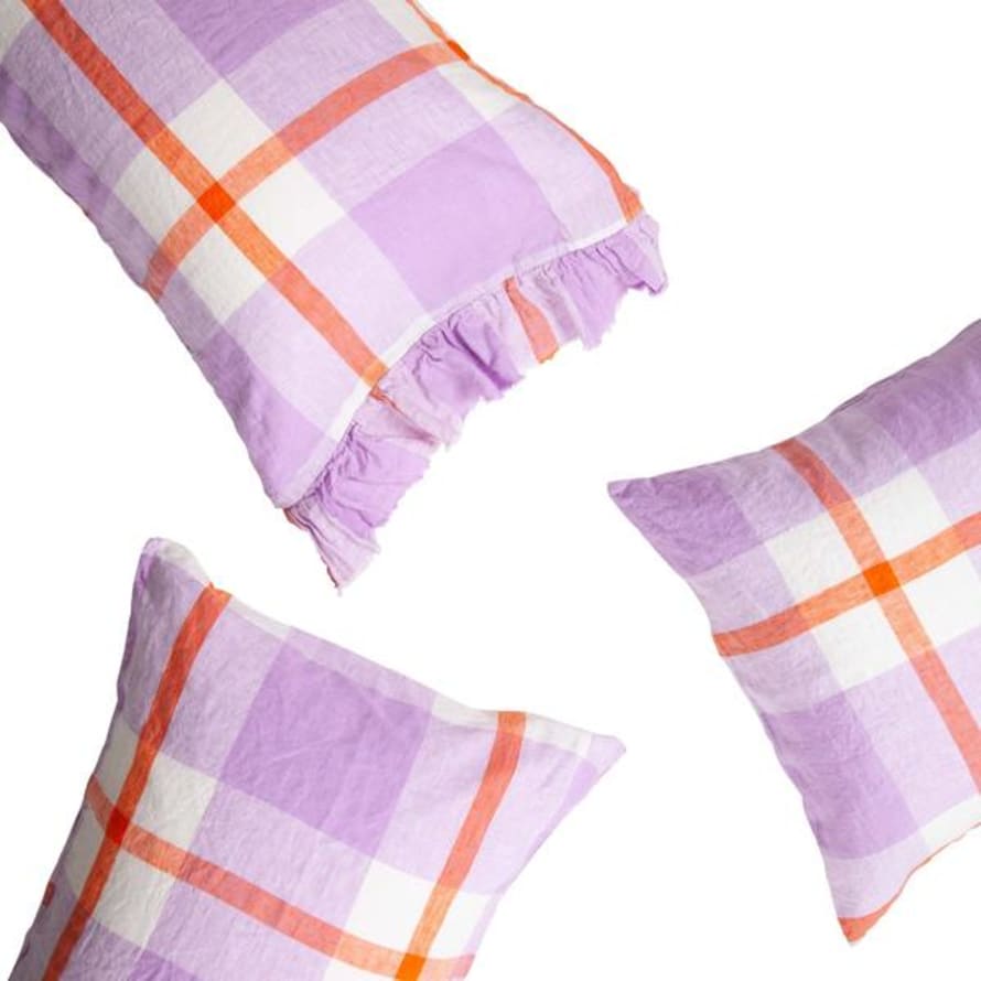 Society of Wanderers Pair Of Pillowcases With Ruffle Thistle Check