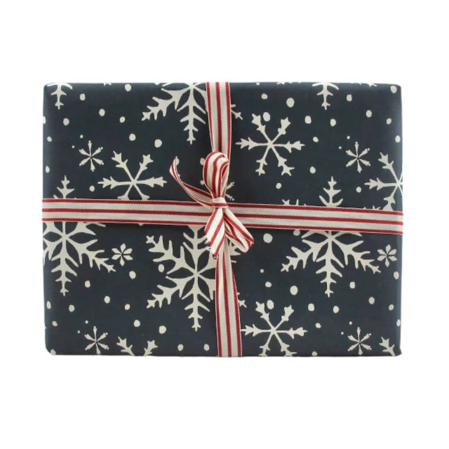Cambridge Imprint Snowflake Gift Wrap –  for Kettle’s Yard - Set of 10 Sheets