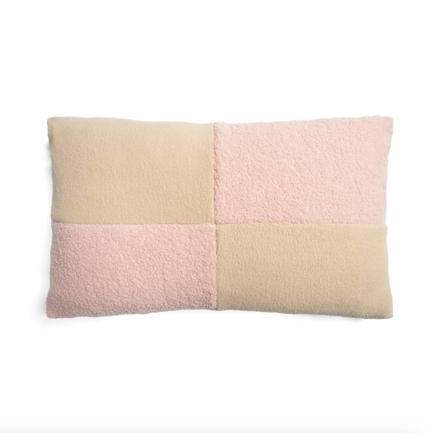 &klevering Beige and Pink Check Rectangle Cushion (50 x 30 cm)