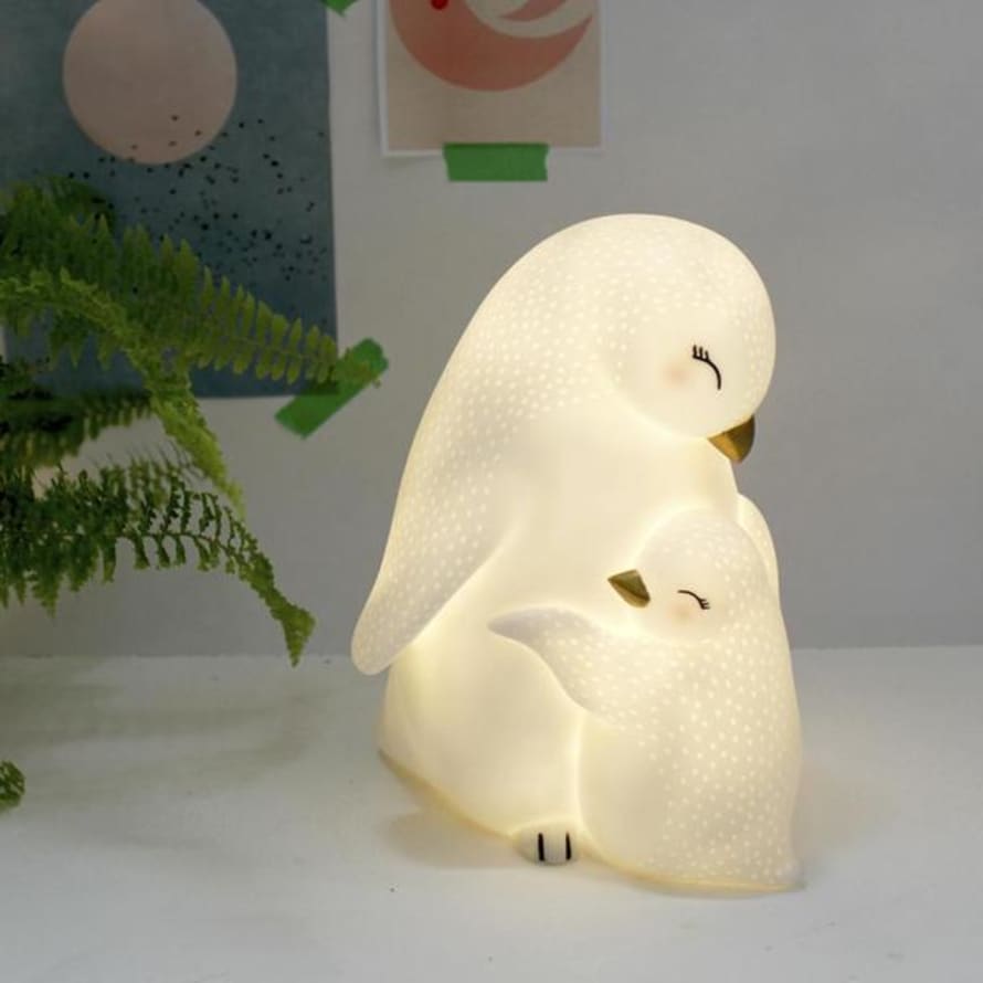 House of disaster Parent & Baby Penguin Lamp