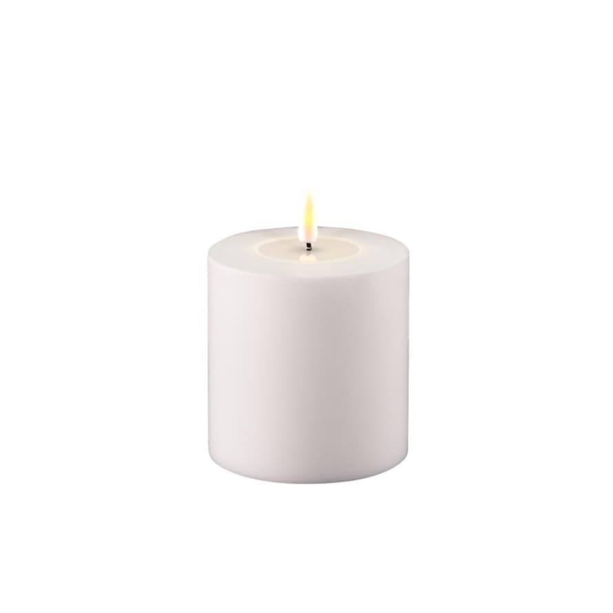 Scottie & Russell Chunky White Outdoor LED Candle - 10cm x 10cm