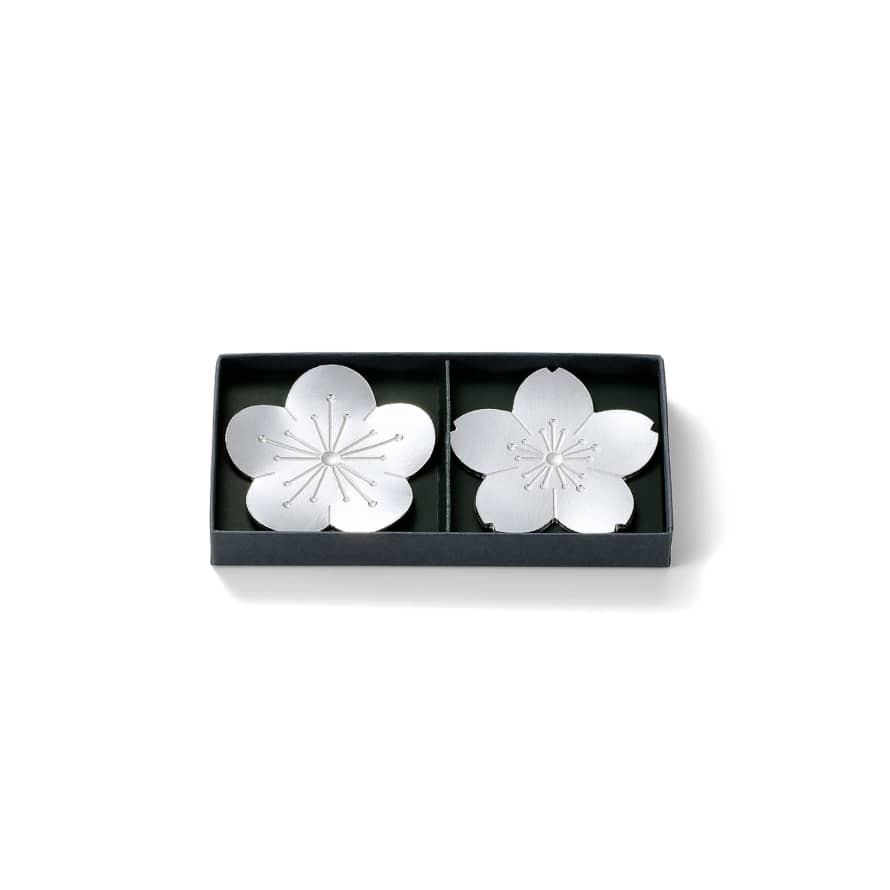 Nousaku Set of 2 Japanese Flower Shape Mini Tin Tray