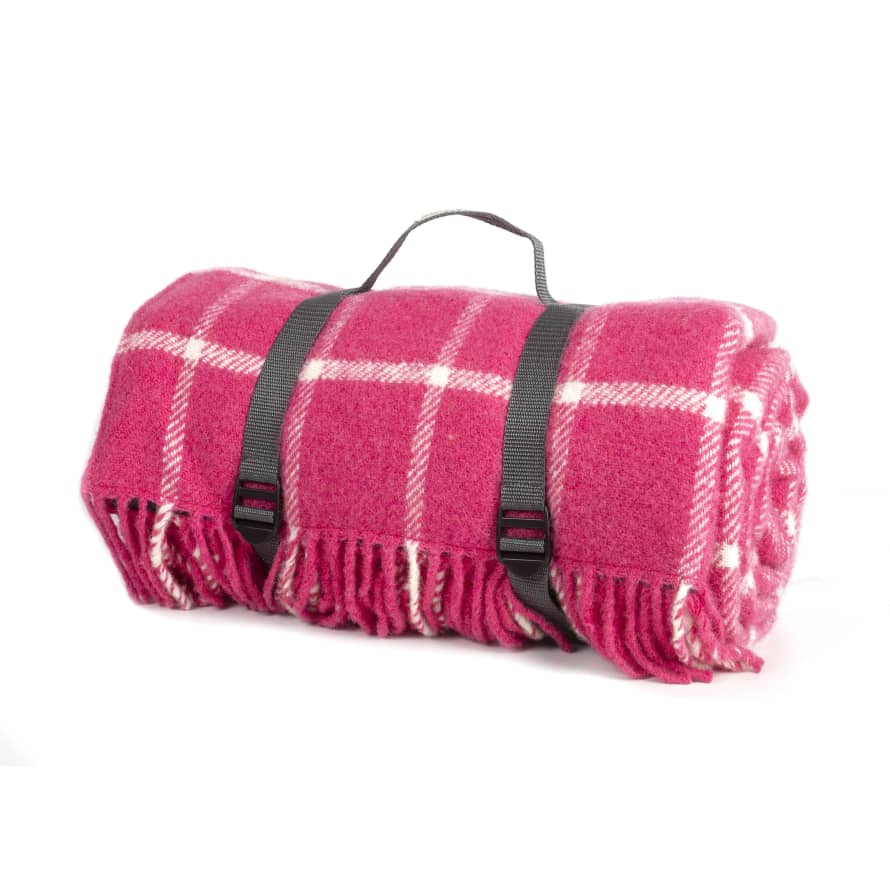 Tweedmill Pink Chequered Check Polo Picnic Rug with Waterproof Backing 