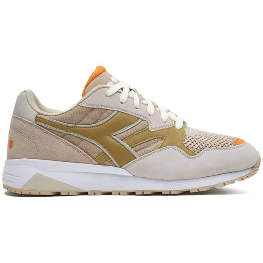 Diadora N902s Natural Pack Trainers - Moonstruck/White Pepper