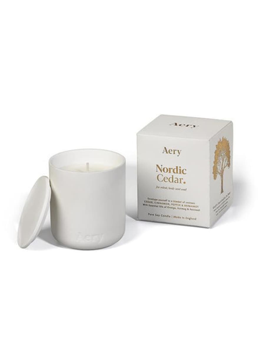 Aery Aery Nordic Cedar Scented Candle - White Clay