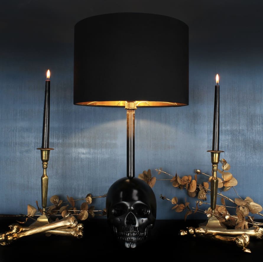The Blackened Teeth Edison Skull Lamp