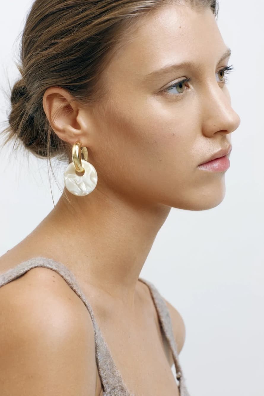 Machete Chunky Hoops in Gold With Disc Charms in Ivory 
