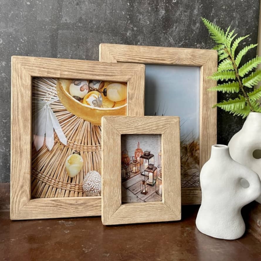 livs 10 X 12" Rustic Photo Frame - Distressed Wash