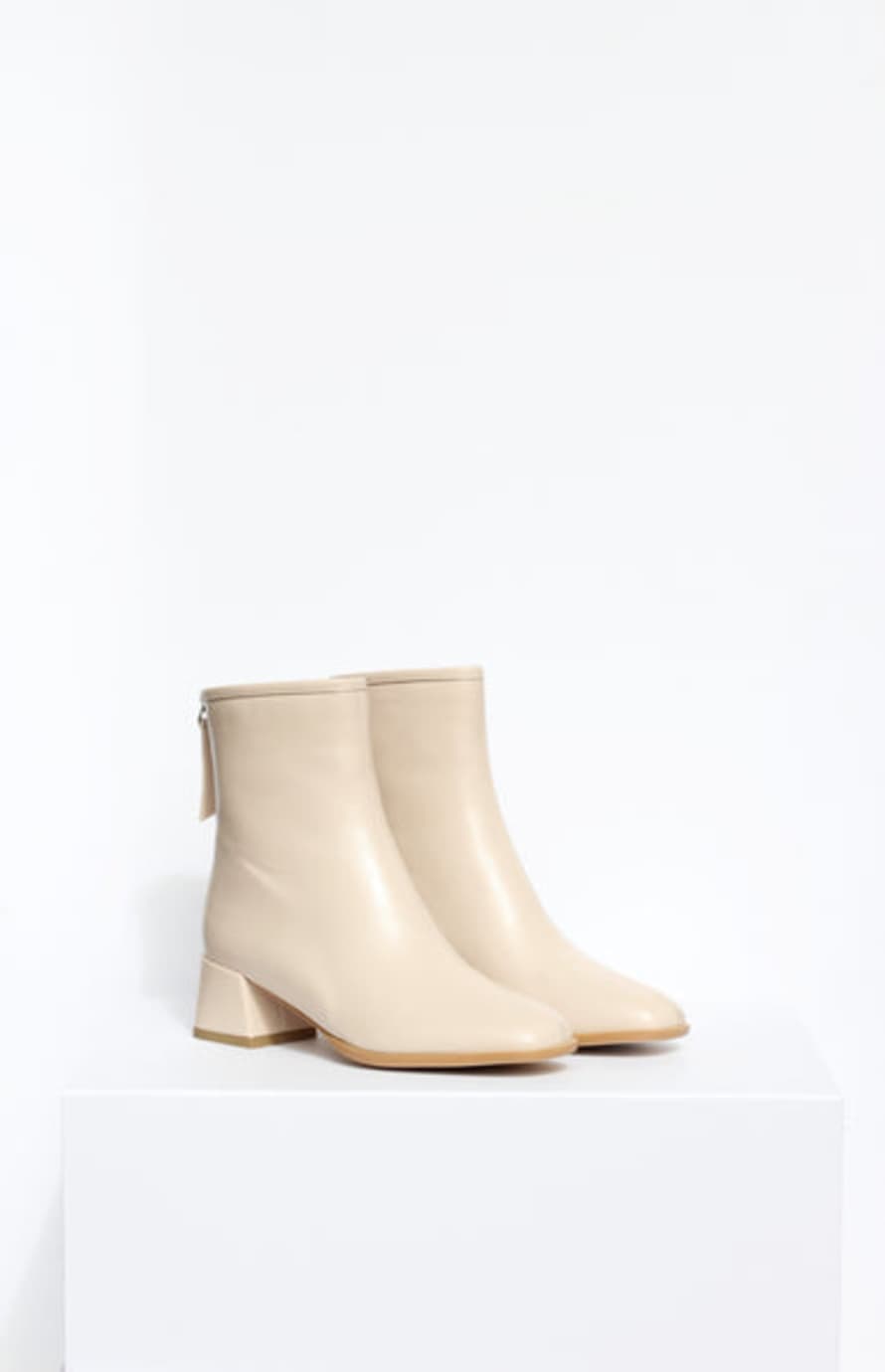 Collection & Co Franca, Cream Ankle Boot