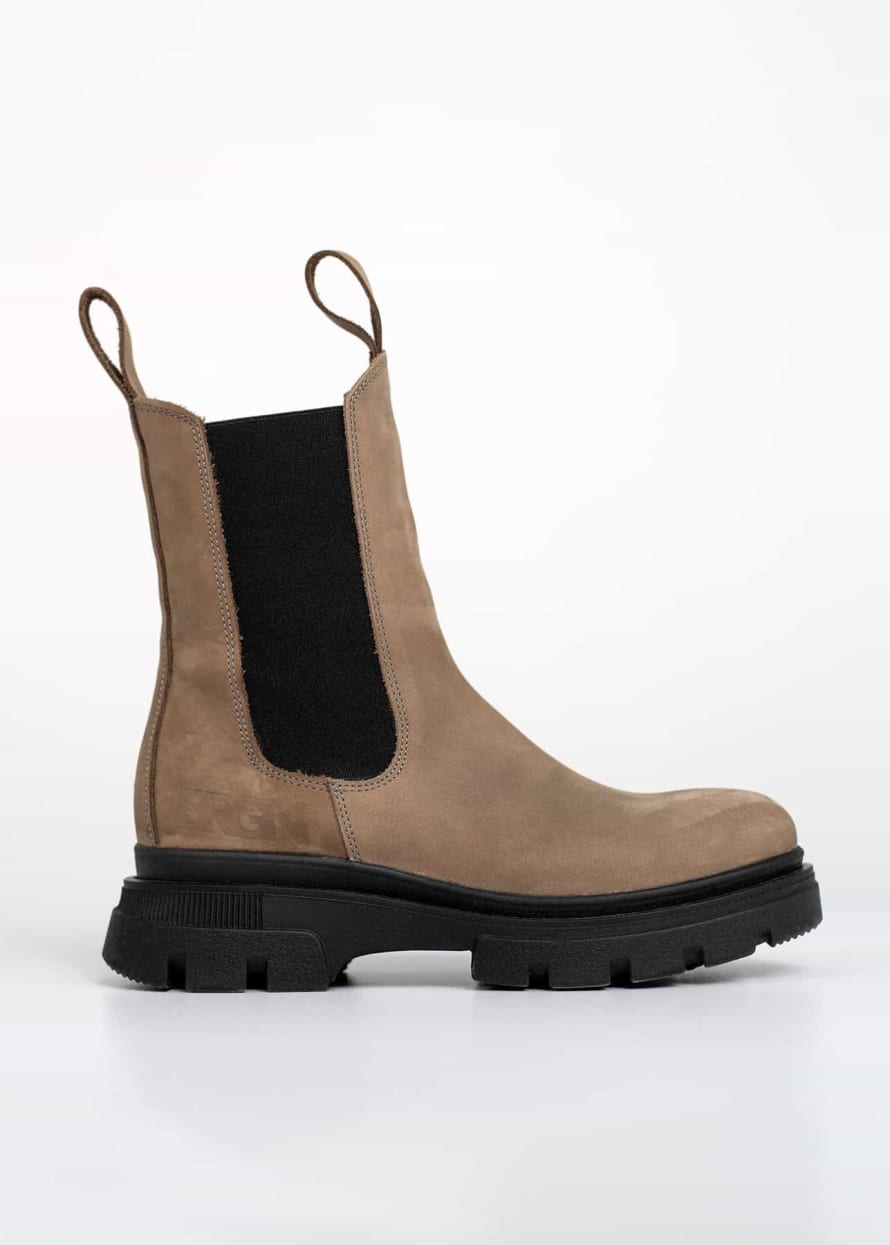 BRGN BRGN Chelsea Boots Camel
