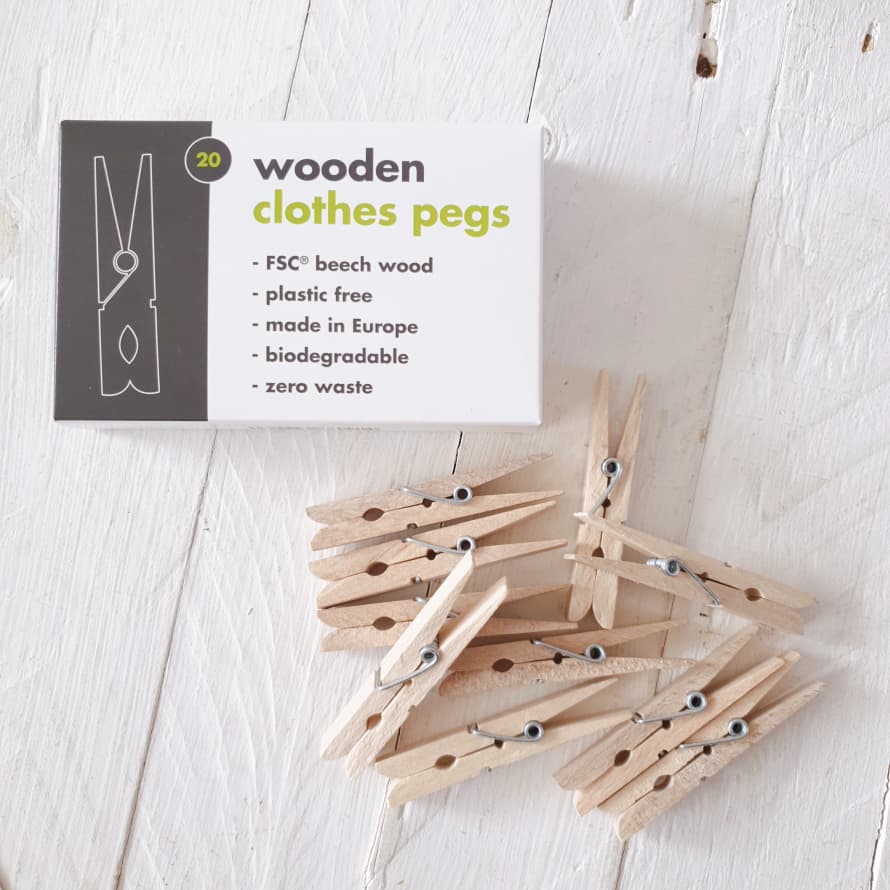 Wooden Clothes Pegs - 20 Pieces