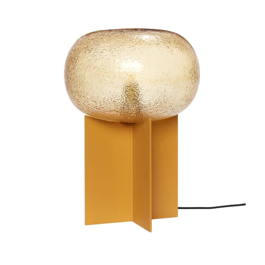 Hubsch Lámpara de mesa con pie en metal y globo en cristal ambar