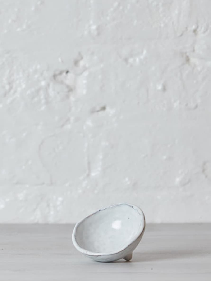 Broste Copenhagen Nordic Sand Small Stoneware Nibble Bowl On Feet