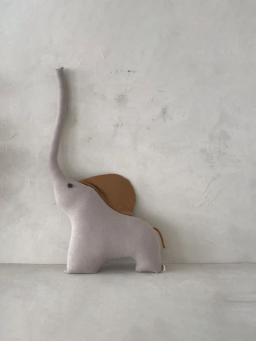 ILA Y ELA Linen Elephant Cushion - Tobacco/sand Small