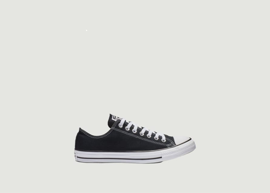 Converse Chuck Taylor All Star Classic Low Sneakers
