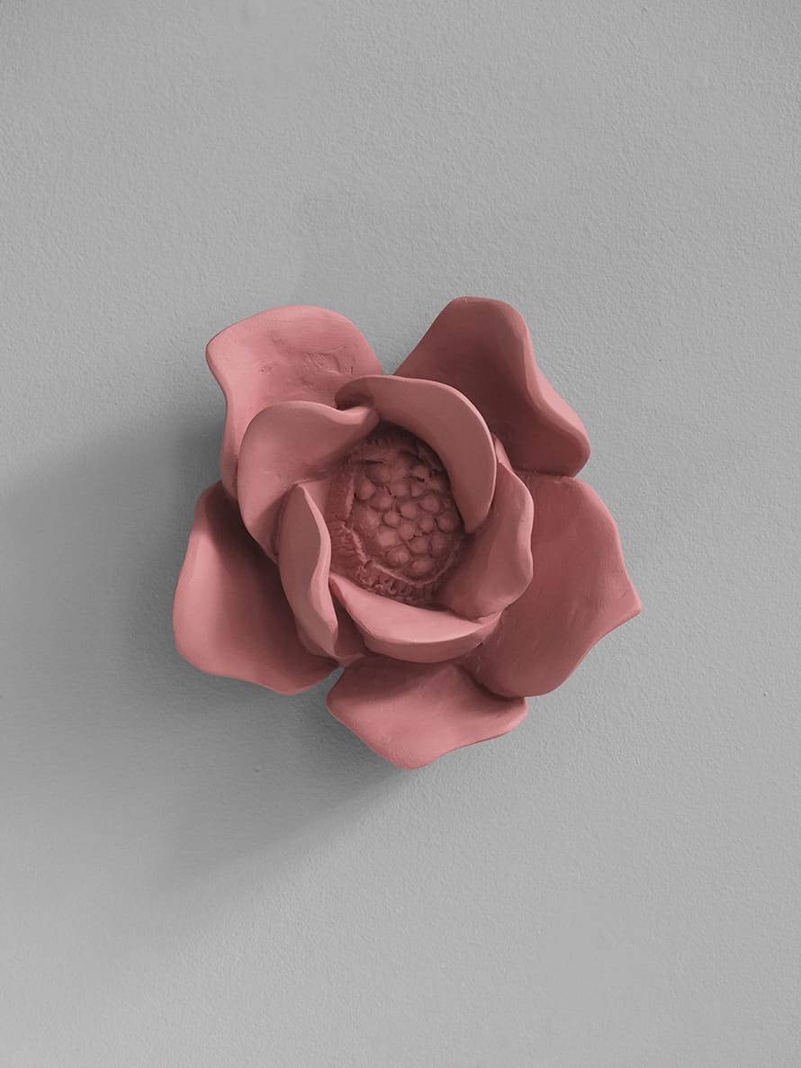 Iva Viana Camellia Flower - Dark Pink Plaster Sculpture Decor