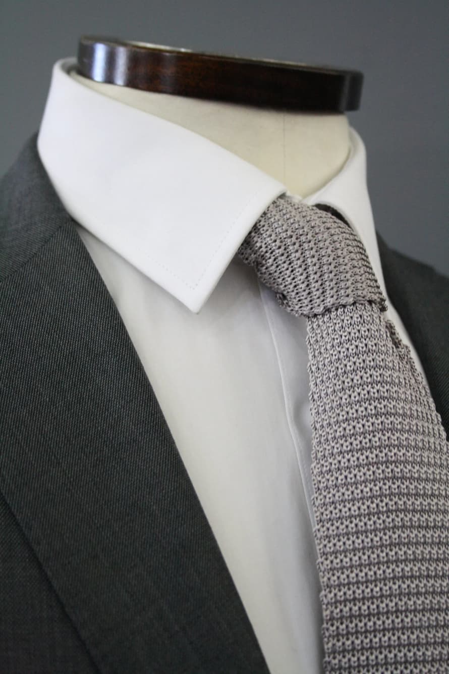 Knightsbridge Neckwear Silver Knitted Silk Tie