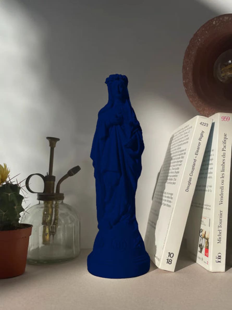 J'AI VU LA VIERGE Blu Marine Statuetta Madonna Con Fiori In Mano Cm 21
