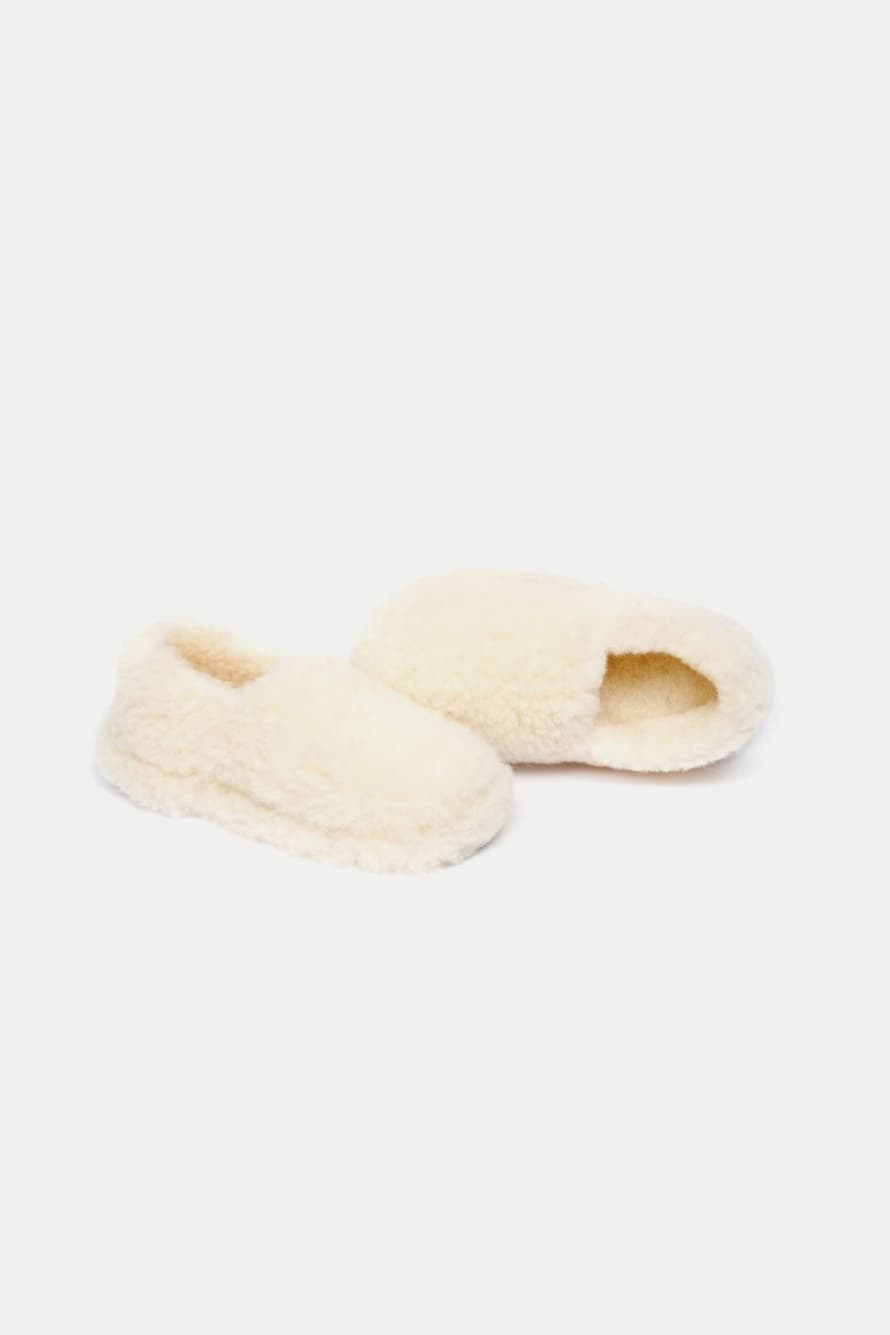 Yoko Wool Siberian Natural Slippers