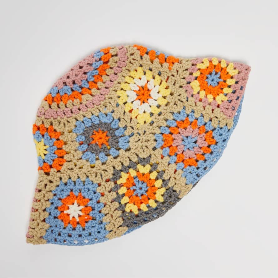 Weekend Max Mara Aggetto Crochet Knit Hat