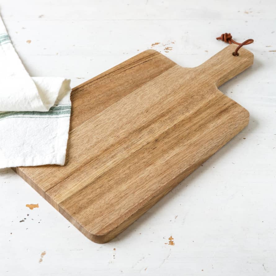 House Doctor Medium Walnut Wood Chopping Board