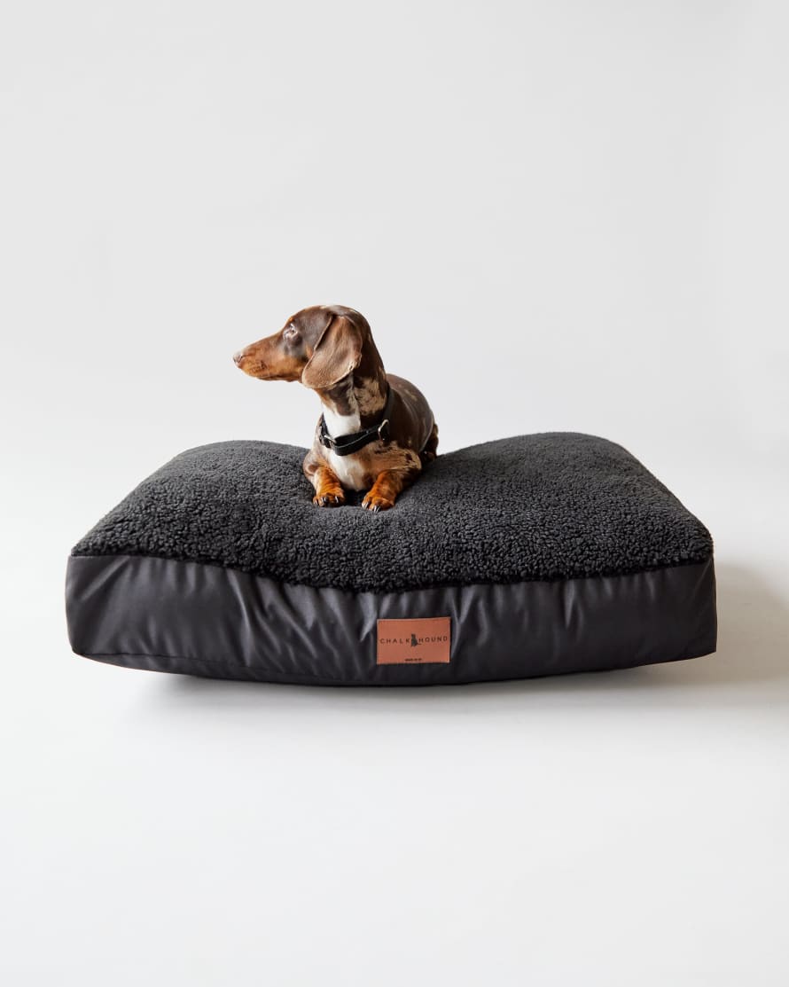 Chalk UK Nugget Medium Dog Bed