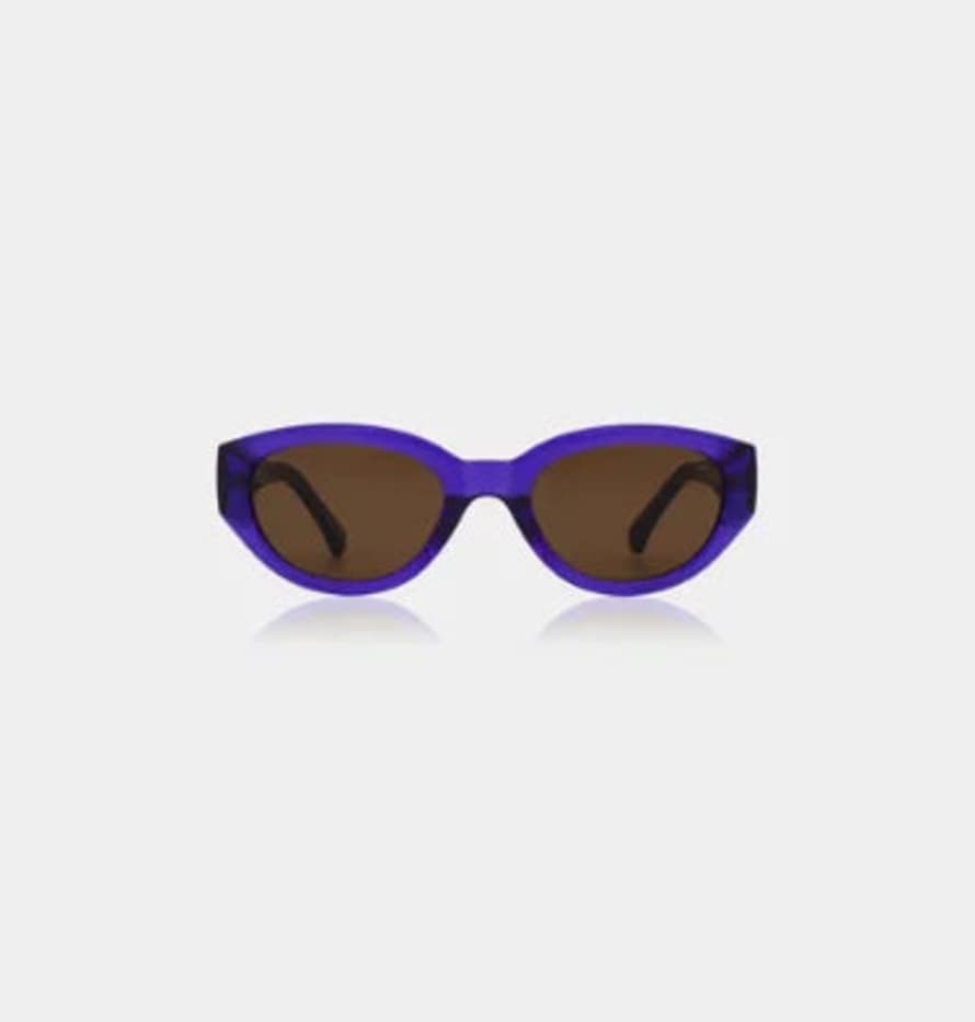 A Kjærbede Winnie Sunglasses In Purple Transparent