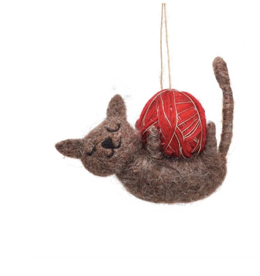 Sass & Belle  Cat with Ball of Yarn Felt Decoration