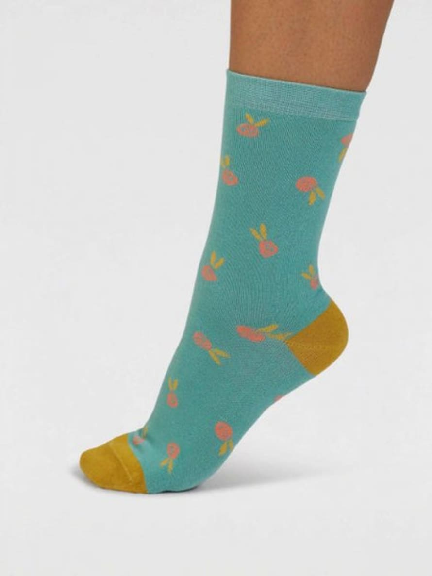 Thought Spw880 Mapel Floral Bamboo Socks In Pine Green