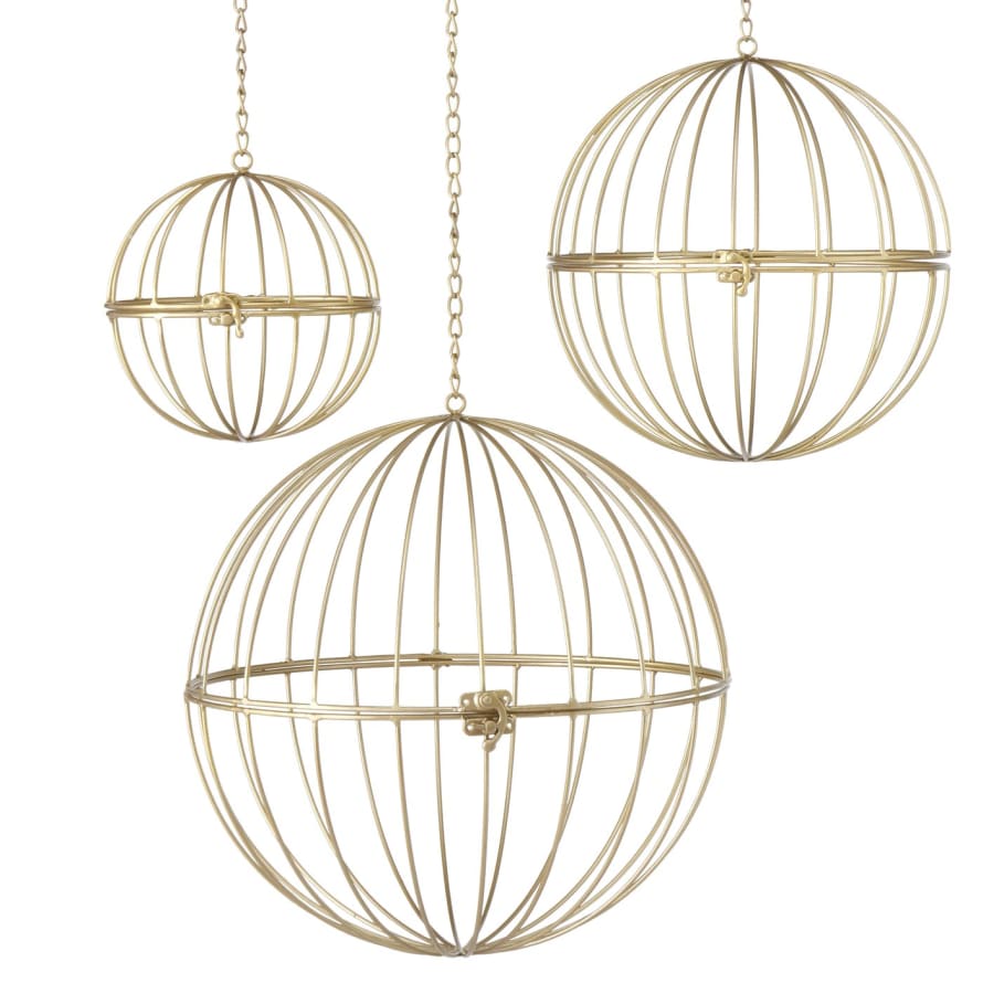&Quirky Isla Round Gold Hanging Pendants : Set of 3