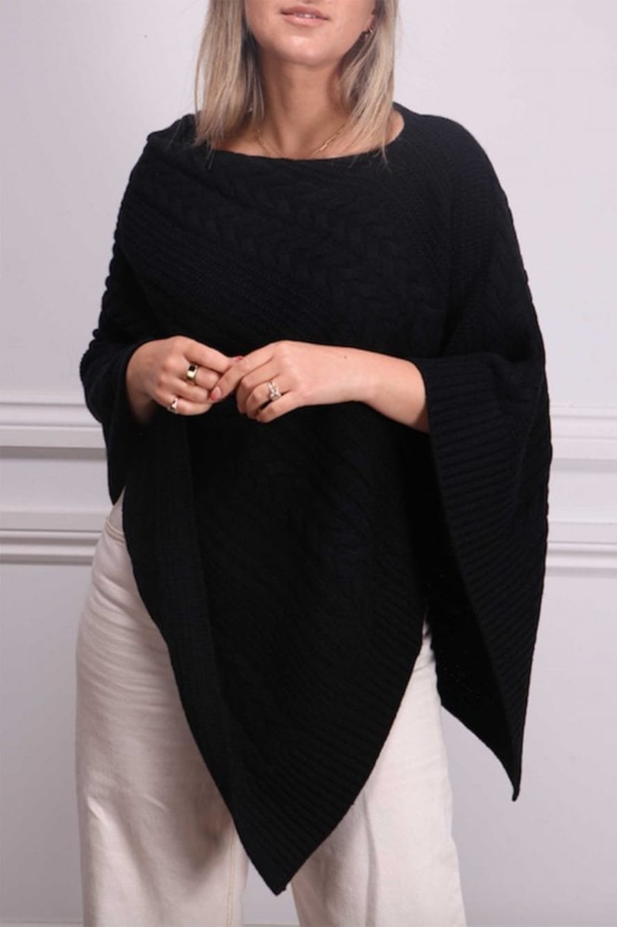 Kinross Luxe Cable Poncho In Black