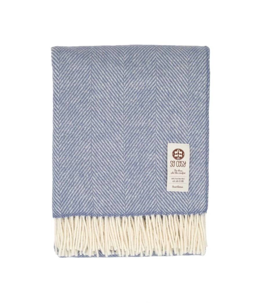 So Cosy Blue and White Dani Throw