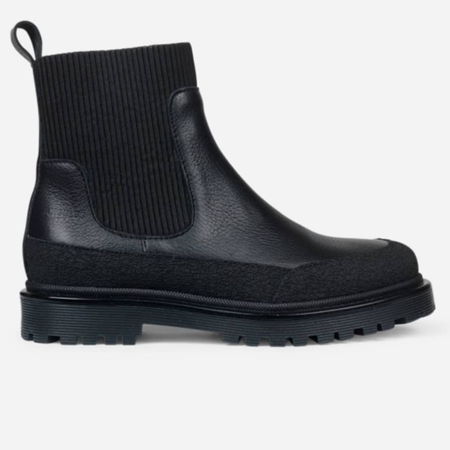 Angulus Chelsea Boots With Track Sole - Black Leather