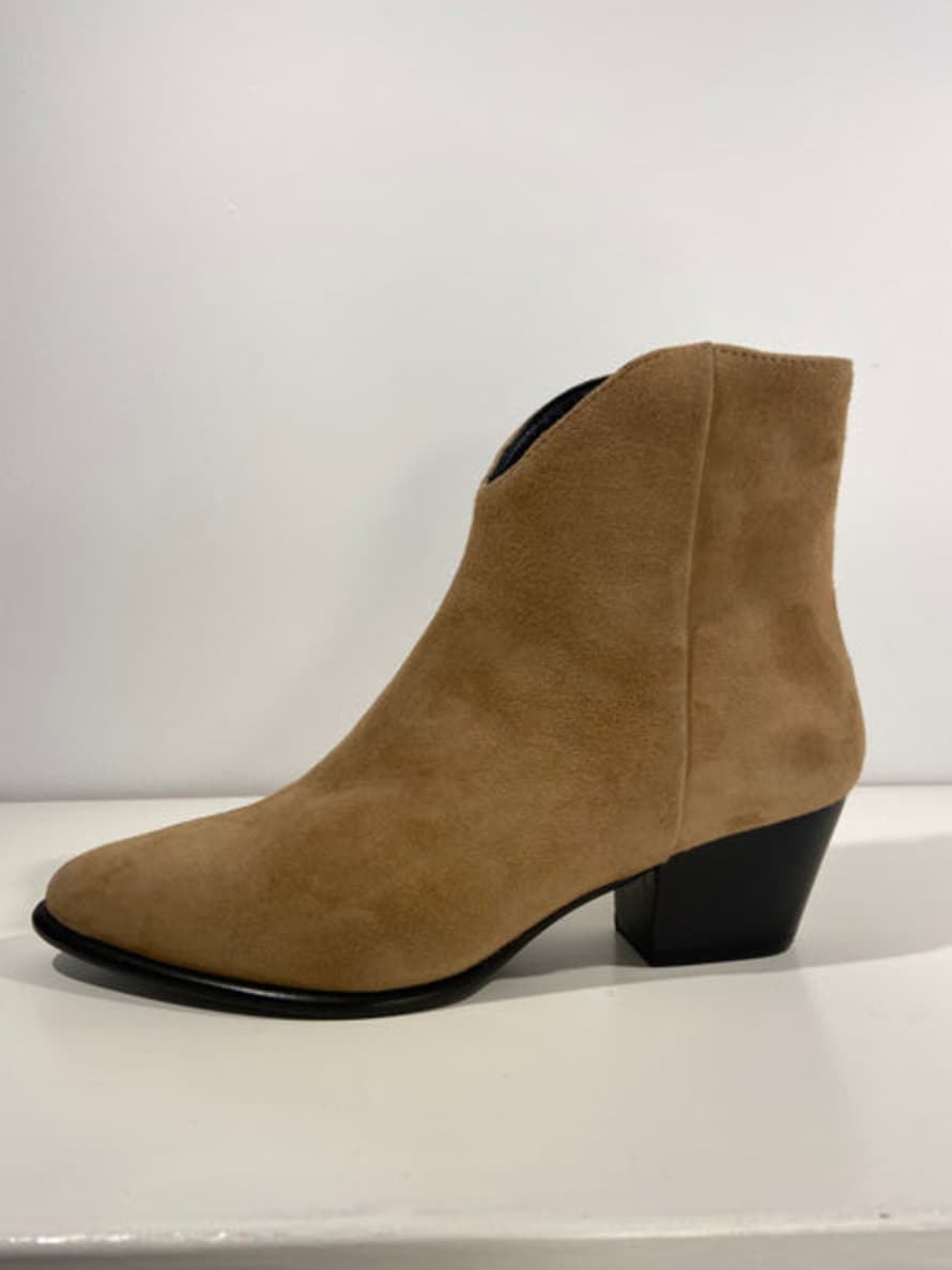 Donna Lei Tan Suede Ankle Boots