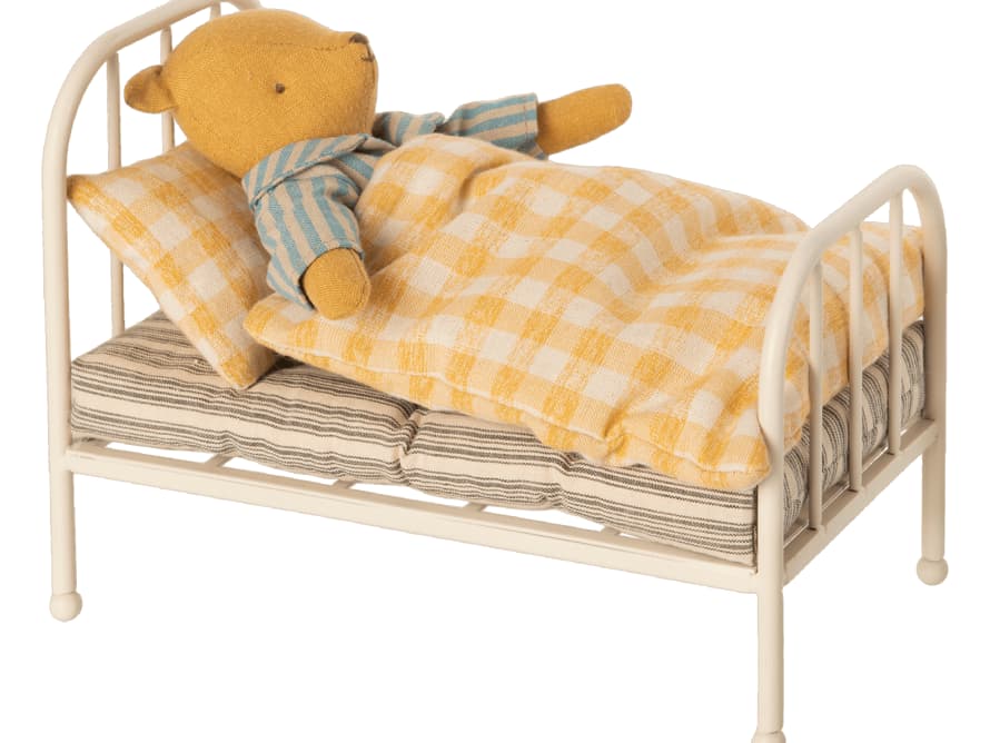 Maileg Vintage Teddy Junior Bed