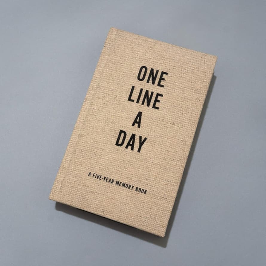 Beldi Maison Canvas One Line A Day: A Five-year Memory Journal By Moglea