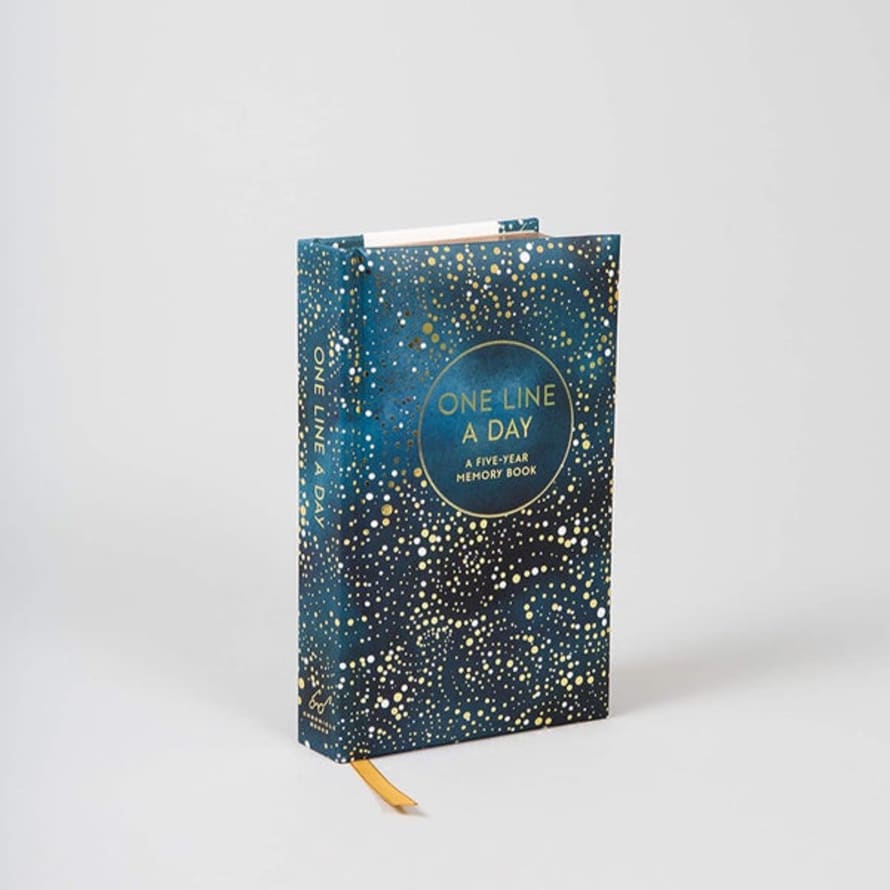 Beldi Maison Celestial One Line A Day: A Five-year Memory Journal By Moglea