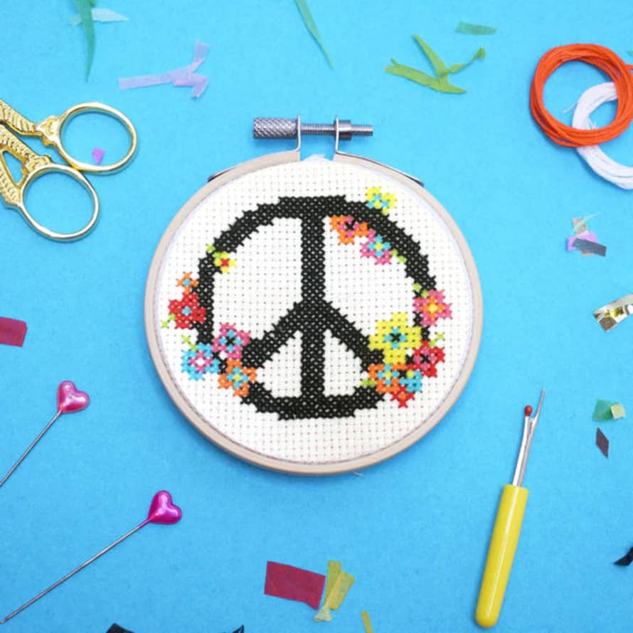 The Make Arcade Peace And Love' Mini Cross Stitch Kit