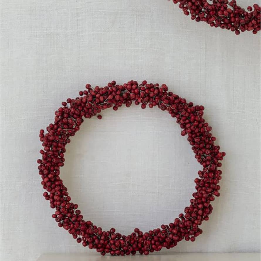 Grand Illusions Small Red Berry Wooden Wreath