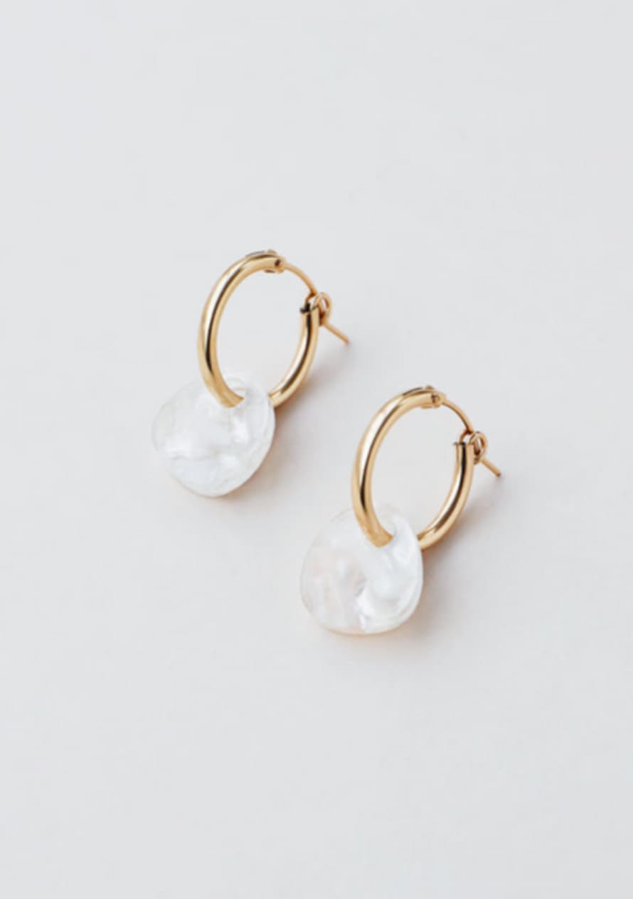 Wolf & Moon Beatrice Hoops In Off-White