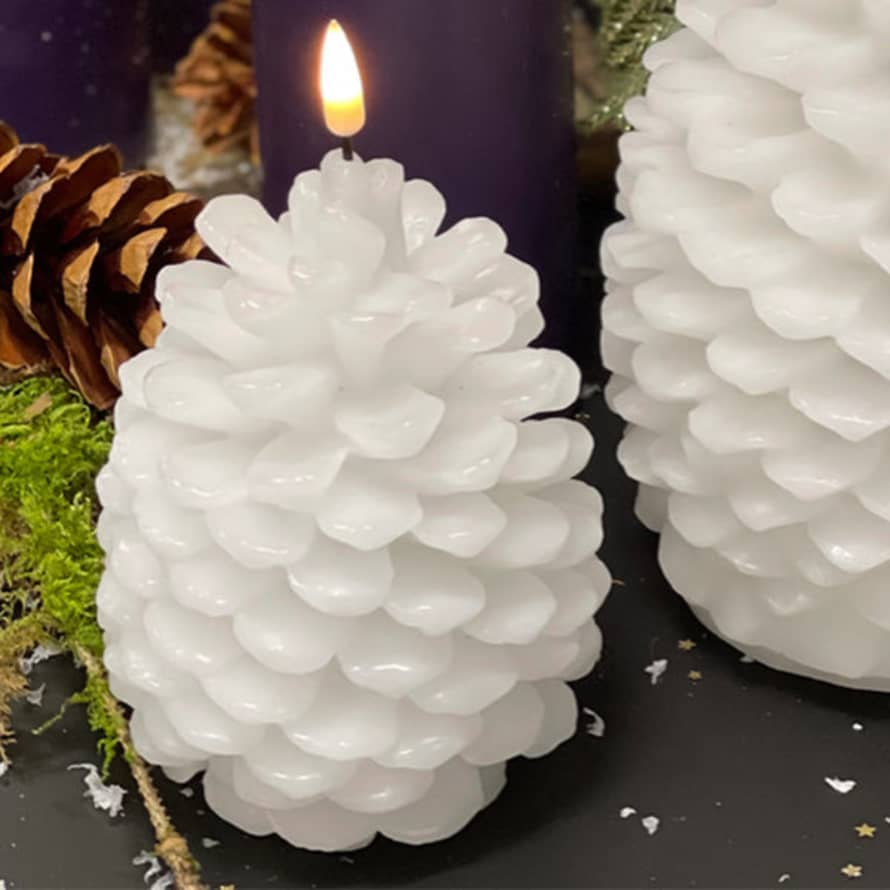 TUSKcollection Led Pine Cone Candle Cream/white 10x13cm