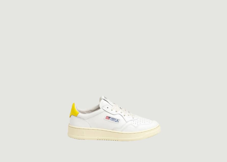 Autry Medalist Low Sneakers In White and Yellow Leather