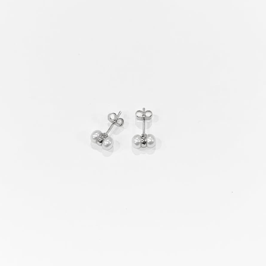 Annie Mundy Nve-06 Silver And Pearl Stud Earrings