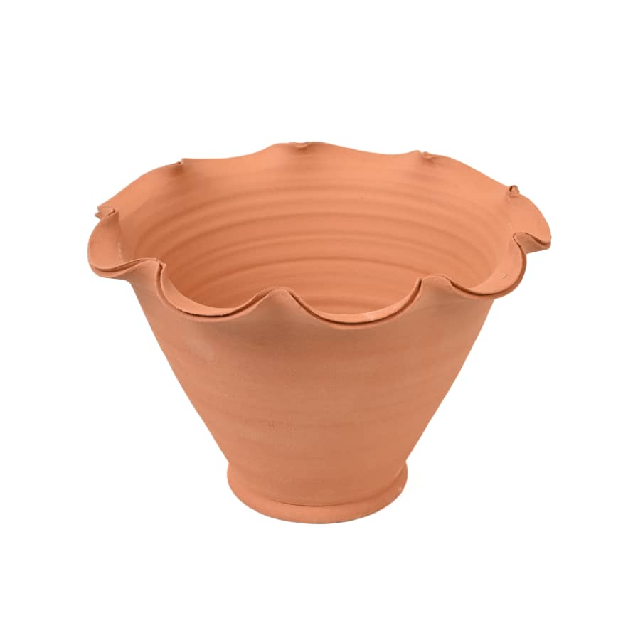 Scalloped Terracotta Pot / Large