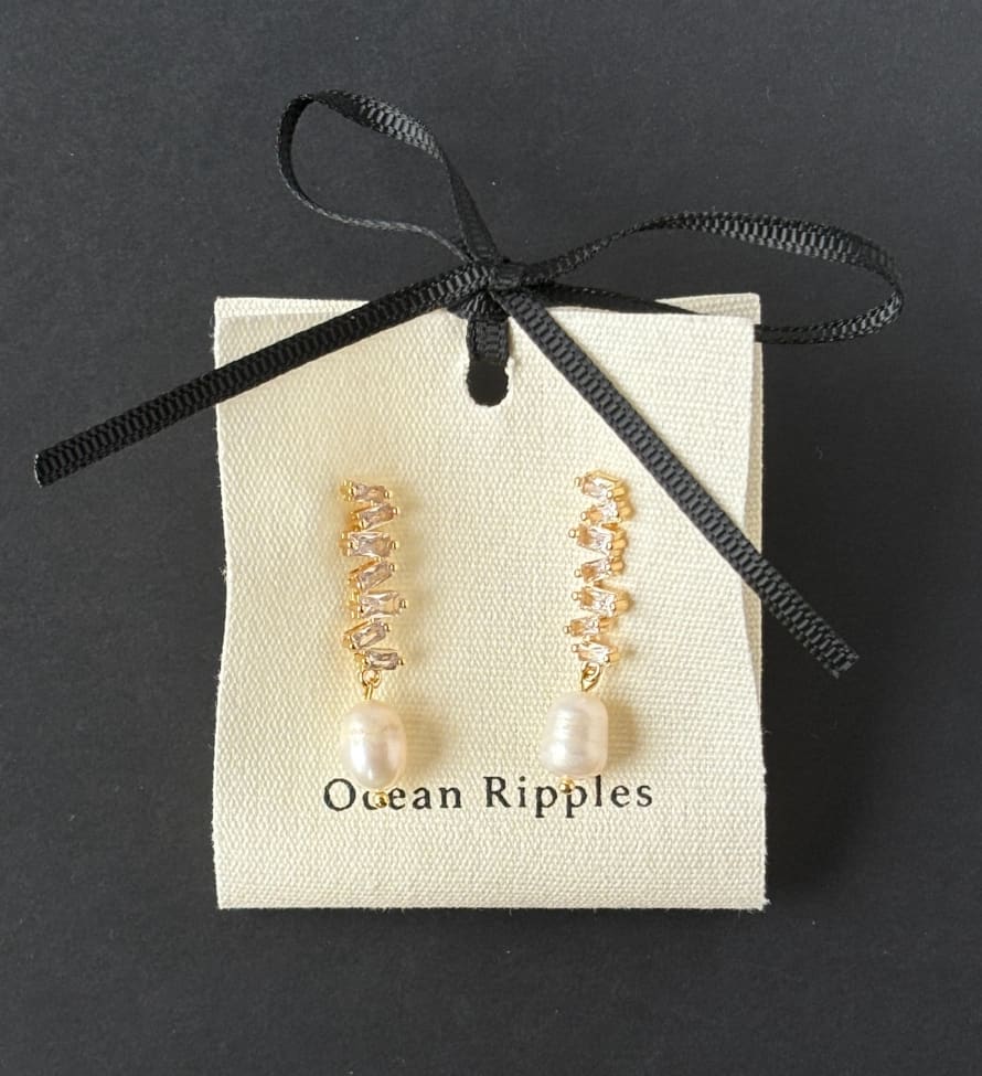 Ocean Ripples Pearl Zirconia Zigzag 1761 Earrings