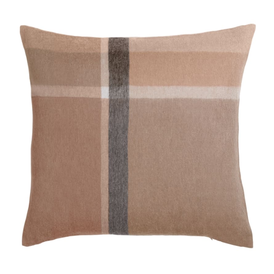 Elvang Denmark Manhattan Cushion Cover 50x50cm In Beige In 50% Alpaca & 40% Sheep Wool