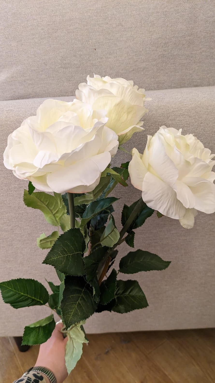 Cinnamon Bay Home 60cm White Roses Faux Flower Stem