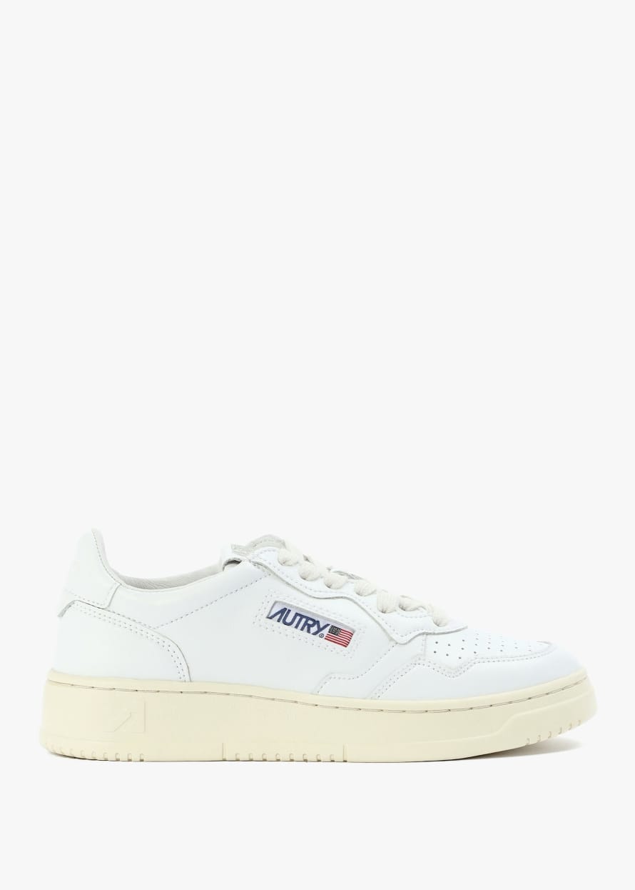 Autry Womens Medalist Low Leather Trainers In White