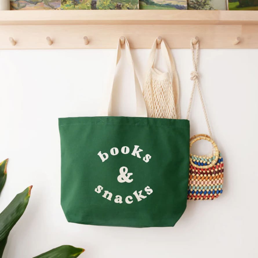 Alphabet Bags : Green Books & Snacks Bag