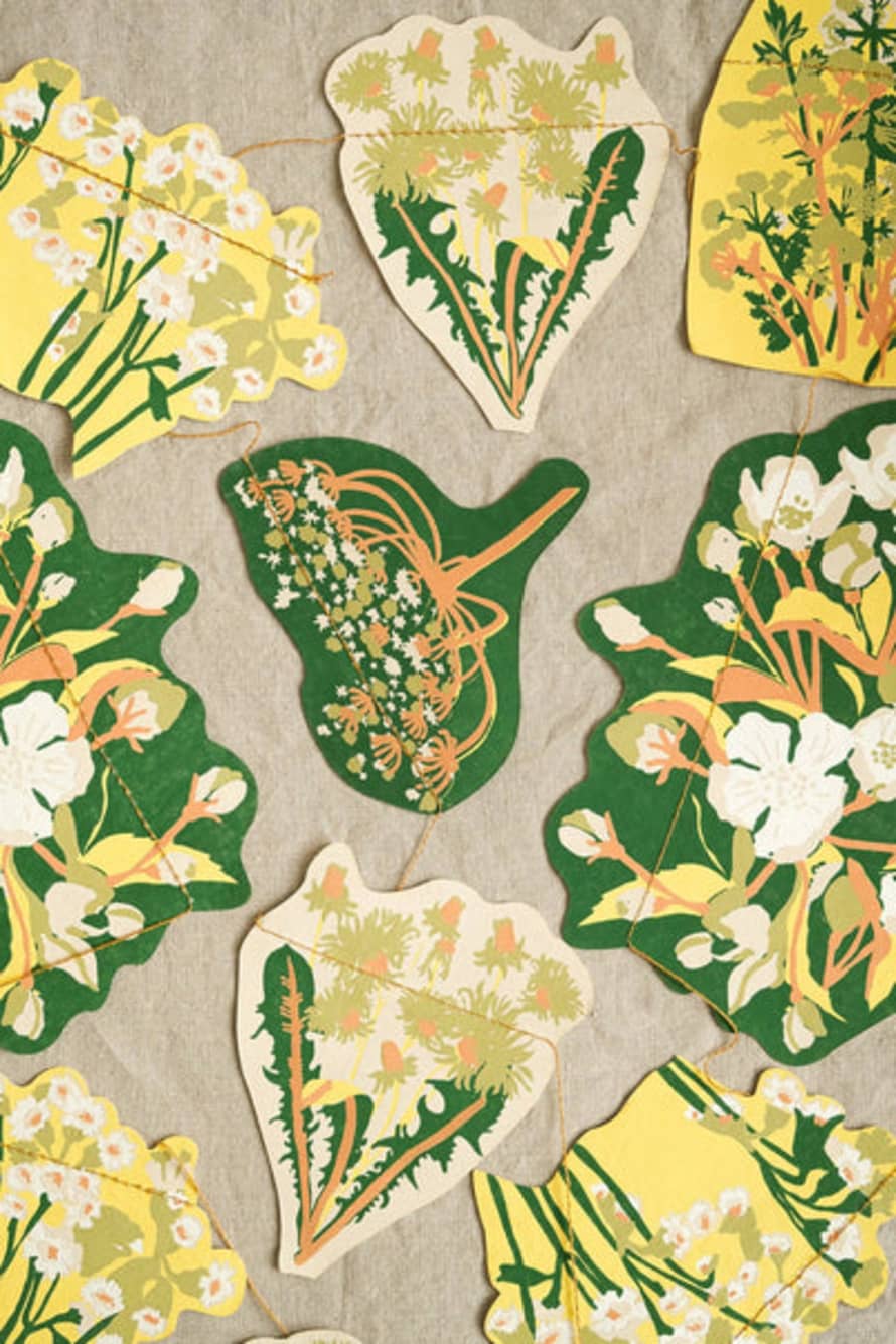 East End Press Spring Blooms Sewn Garland